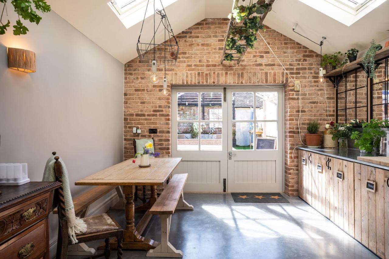 The Walled Garden At Cheshire Boutique Bathhouse Nantwich Exterior photo